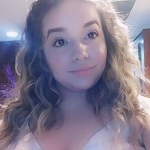 Meet your Posher, Isaema